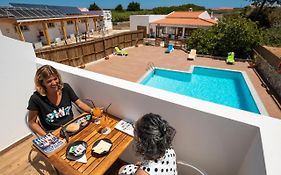 Sagres Sun Stay - Surf Camp & Hostel